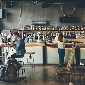 Nui. & Bar Lounge Hostel Tokyo